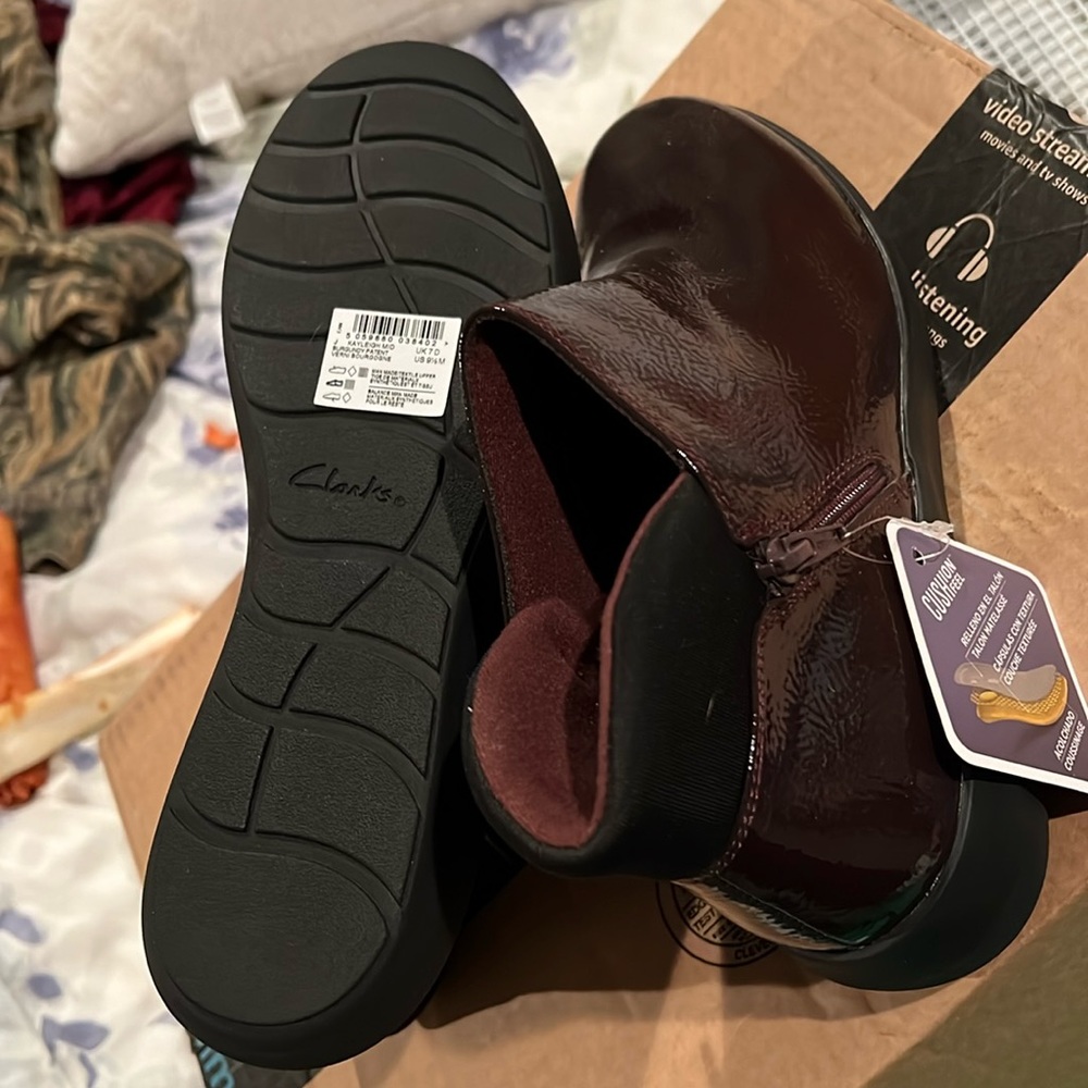 Clark’s Cushion feel size 9.5